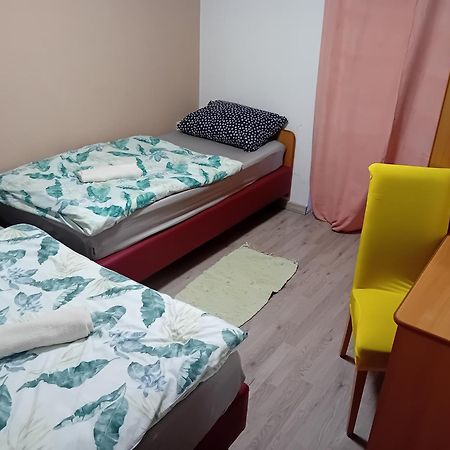 Holiday Home Ivano Korenica Luaran gambar